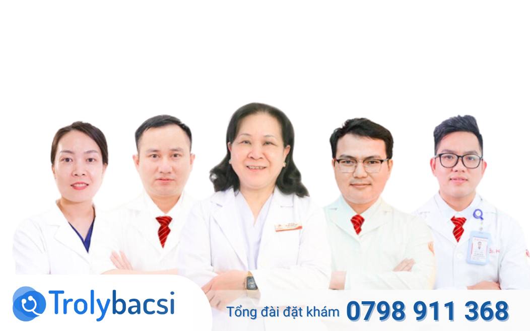ĐỘI NGŨ BÁC SĨ CHUYÊN KHOA THỰC HIỆN KHÁM CHỮA BỆNH TẬN TÂM